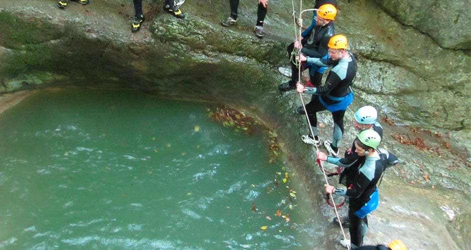 canyon-activite-eau-savoie-montagne