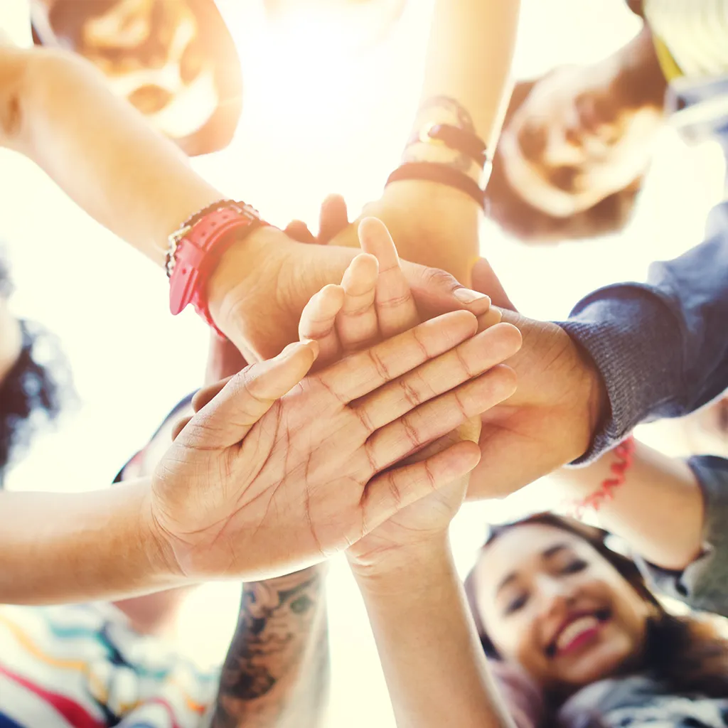 Groupe en activité team-building dans le cadre d'un séminaire d'entreprise